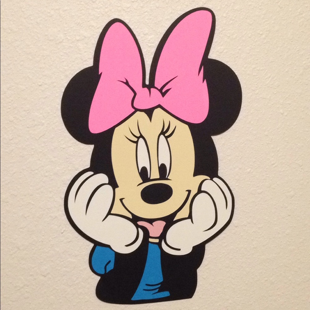 MINNIE MOUSE Paper Cricut Cutout Wall Decoration
